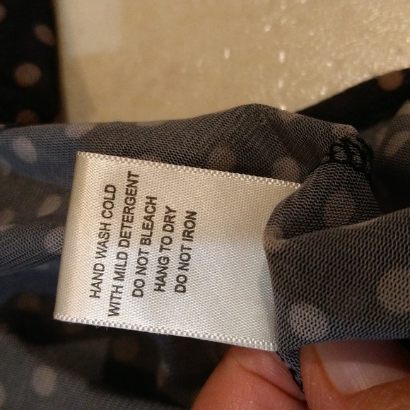 Eden & Olivia Blouse - Picture 8 of 8